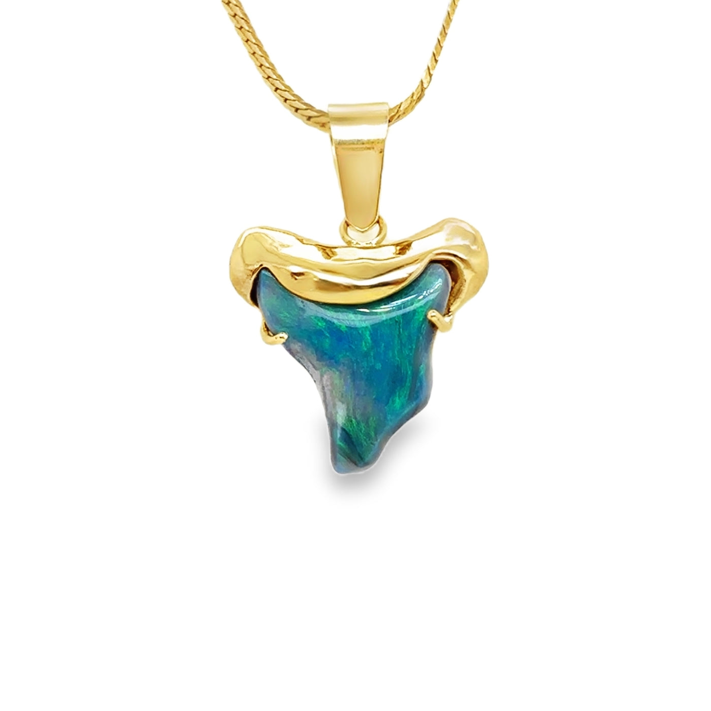 18KY Lighting Ridge Opal Shark Tooth Pendant