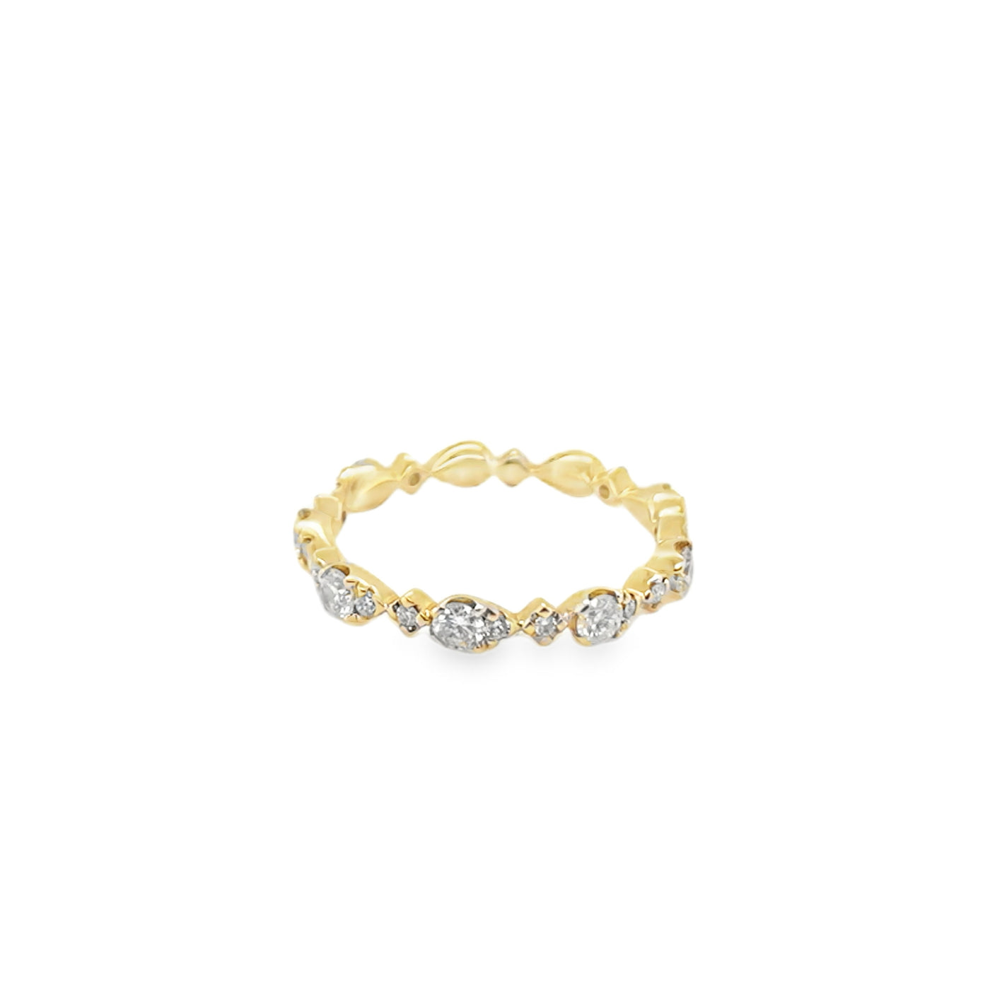 18KY Diamond Sideways Pear Shape Band