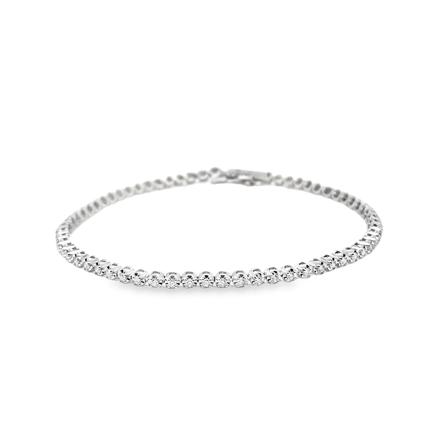 14KW G SI1 Diamond Line Bracelet