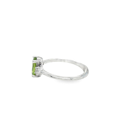 18KW Peridot & Diamond Ring,