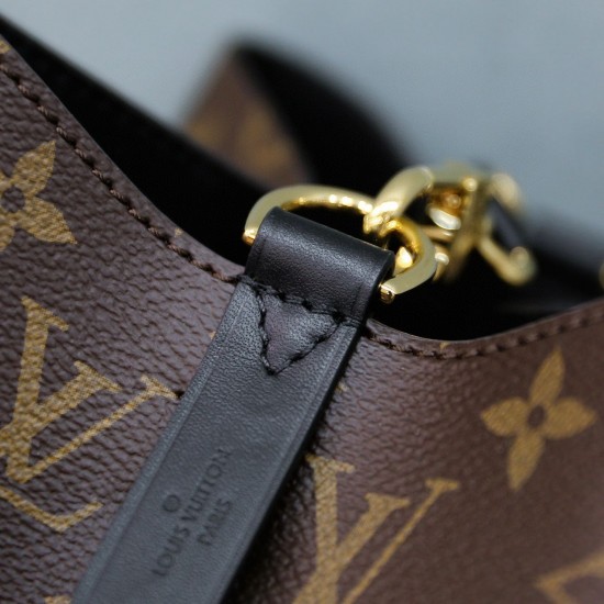 Louis Vuitton  NÉONOÉ MM