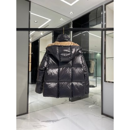 Moncler Parana Short Down Jacket