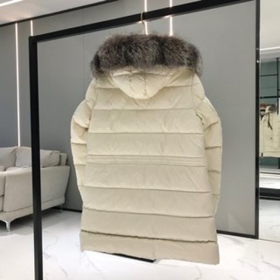 Moncler aphrotiti