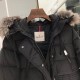 Moncler aphrotiti