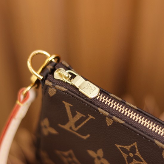 Louis Vuitton POCHETTE ACCESSOIRES