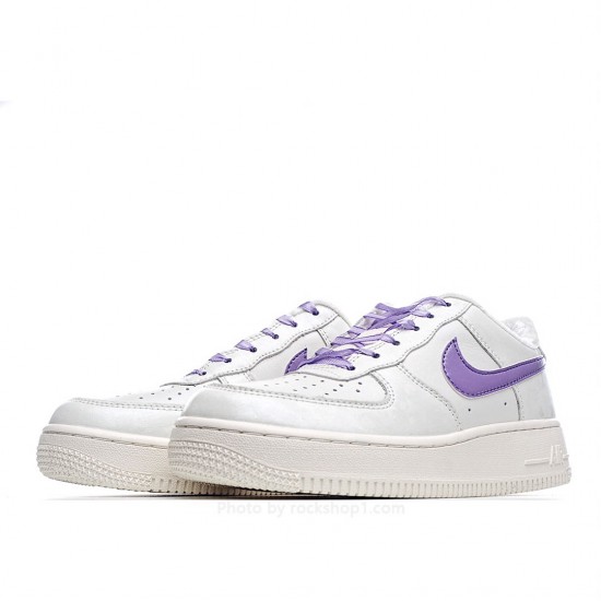 Nike Air Force 1 Low-Top Sneakers