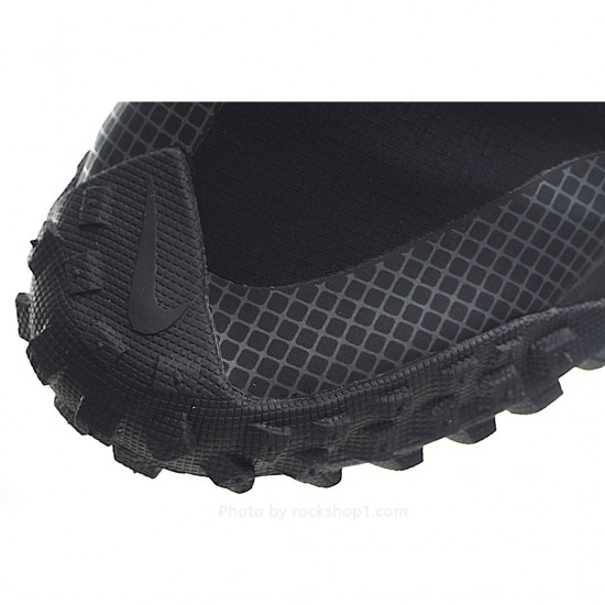 NIKE ACG GORE-TEX running shoes