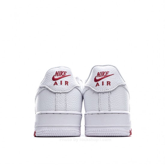 Nike Air Force 1 07 Low Low Top Sneakers