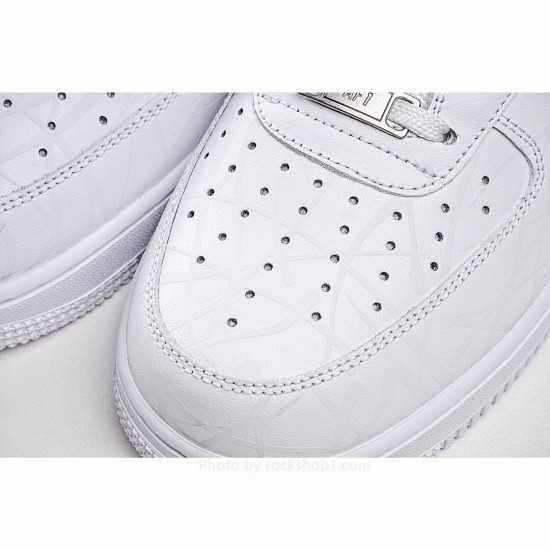 Nike Air Force 107 Low Top Sneakers