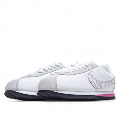 Nike Classic Cortez Leather Running Shoe