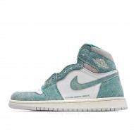 Air Jordan 1 Retro High OG 'Turbo Green'