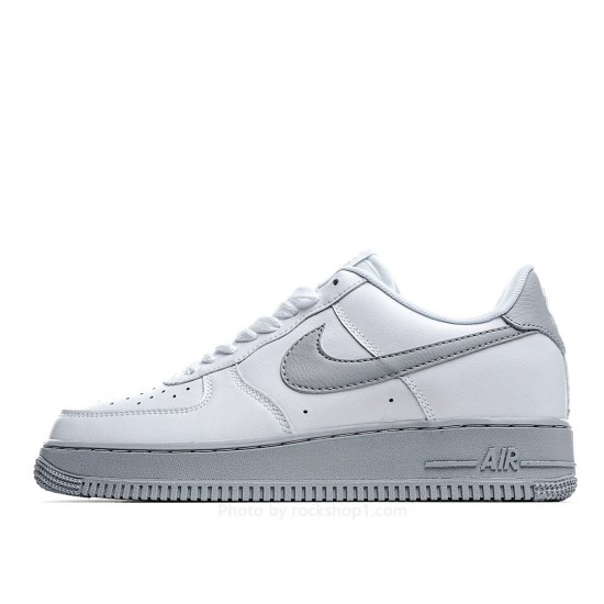 NikeAir Force 1 Low Low Top Sneakers