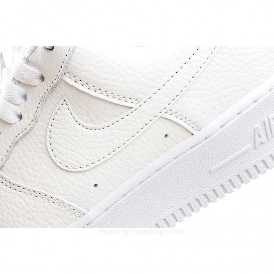 Nike Air Force 1 Low-Top Sneakers