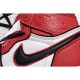 Air Jordan 1 “Chicago”，