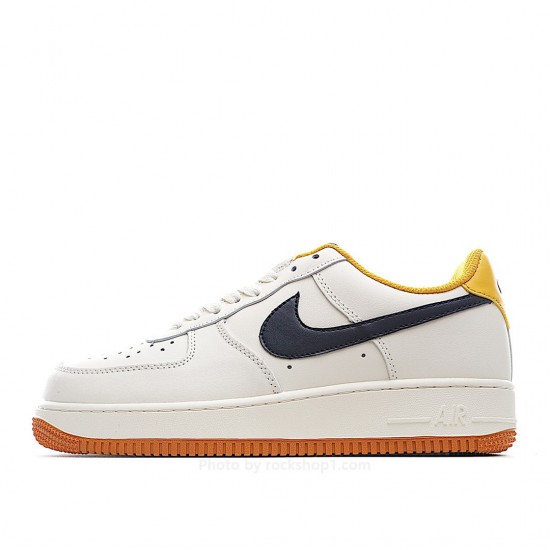 Nike Air Force 1 Low-Top Sneakers