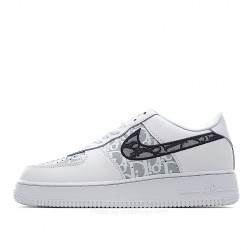 Nike Air Force 1 Low-Top Sneakers