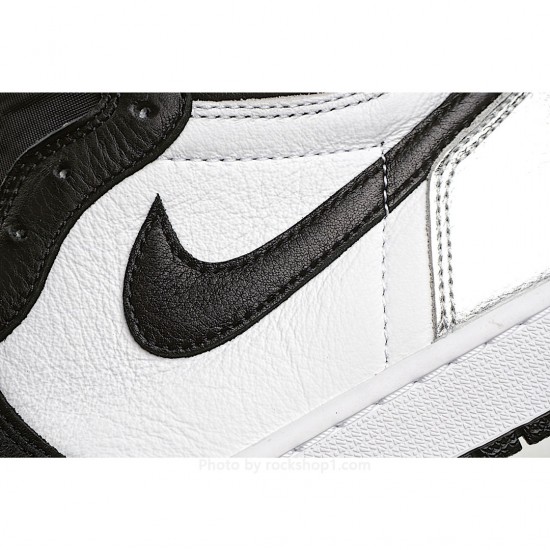 Wmns Air Jordan 1 Retro High OG 'Silver Toe'