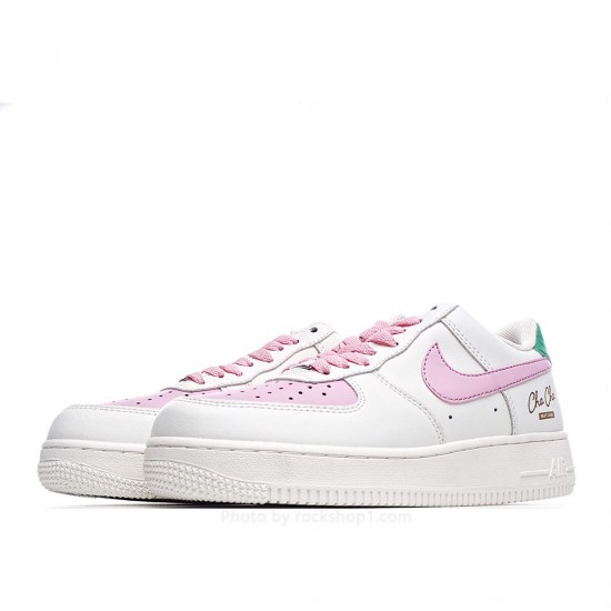 Nike Air Force 1 07 LV8 Sneakers