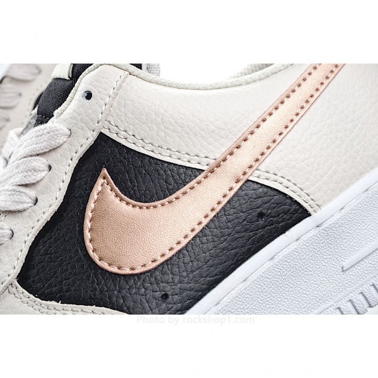 Nike Air Force 1 Low Low Top Sneakers