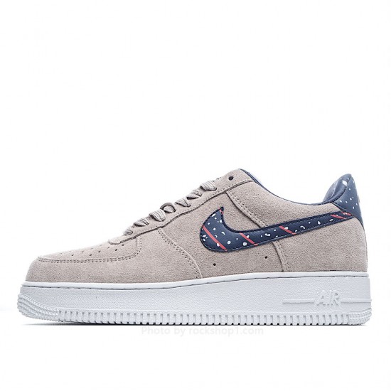 Nike Air Force 1 Low-Top Sneakers