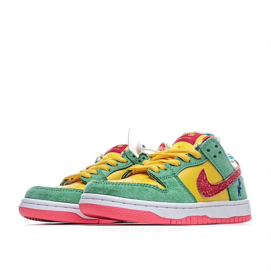 Nike SB Dunk Low Pro Sneakers