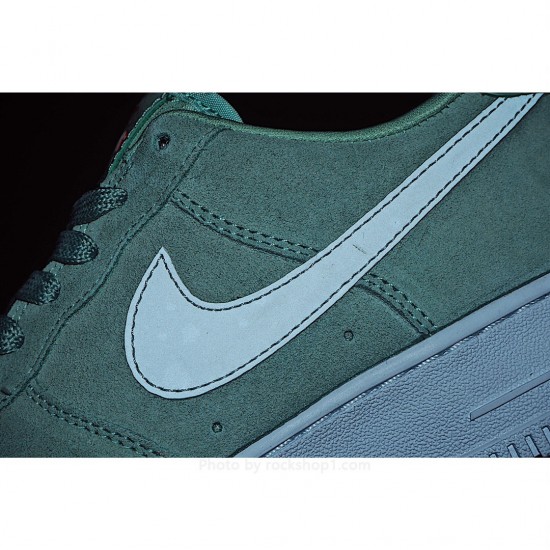 Nike Air Force 1 Low Low-Top Sneakers