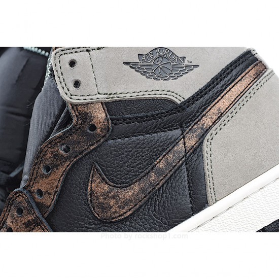 Air Jordan 1 Retro High OG 'Patina'