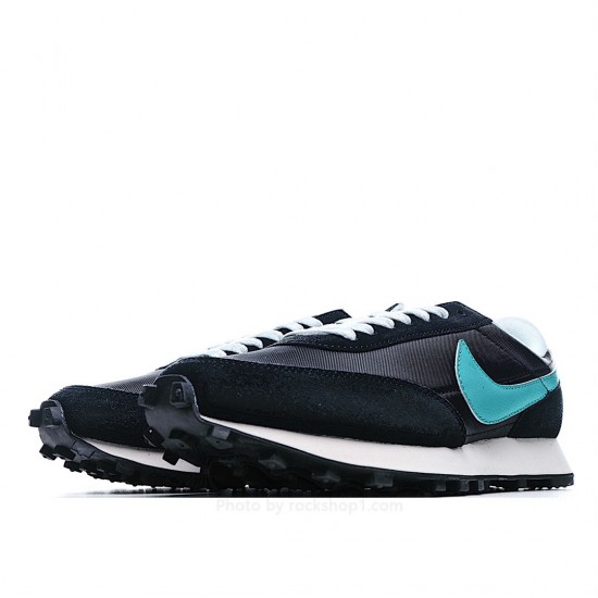 Nike Daybreak Running Shoes