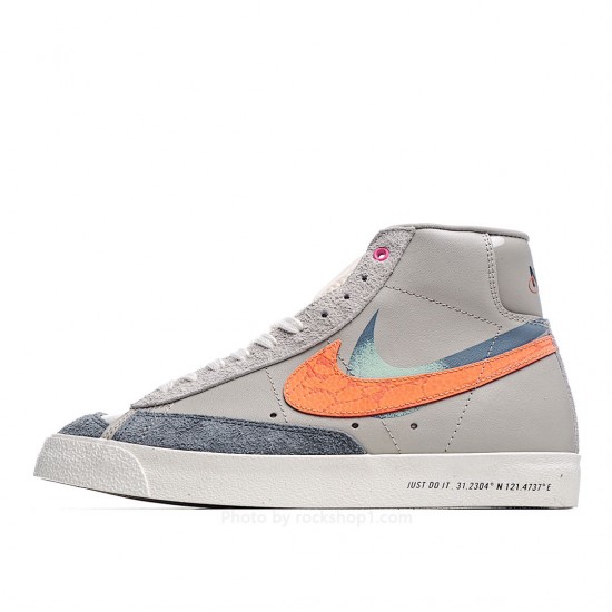 Nike Blazer Mid VNTG High-Top Sneakers