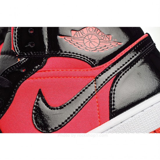 Wmns Air Jordan 1 Mid 'Hot Punch'