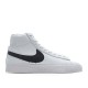 Nike Blazer Mid Sneakers