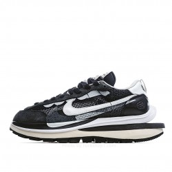 Nike Sacai x VaporWaffle 'Black White'