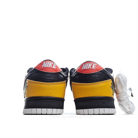 Nike SB Dunk Low Raygun 