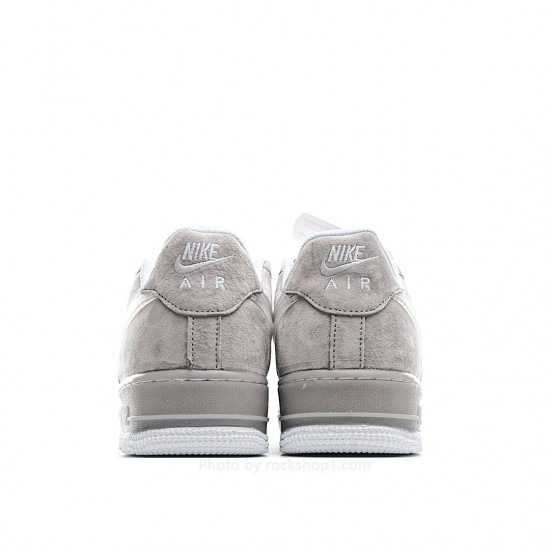 Nike Air Force 1 Low-Top Sneakers