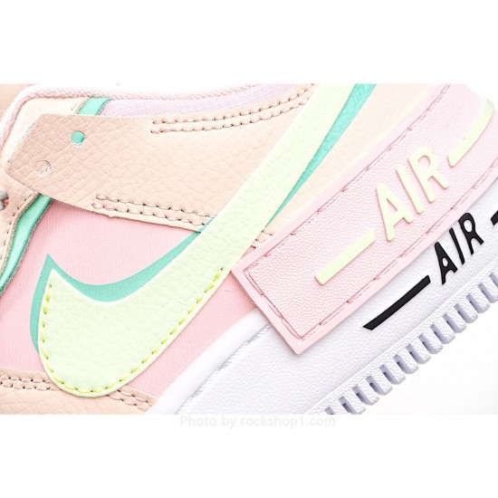 Nike WMNS Air Force 1 Shadow Low-Top Sneakers