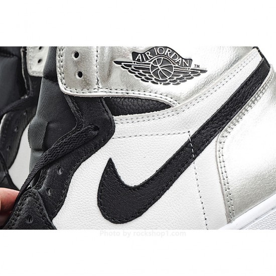 Wmns Air Jordan 1 Retro High OG 'Silver Toe'