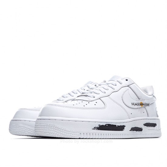 Nike Air Force 1 Low 07 Low Top Sneakers