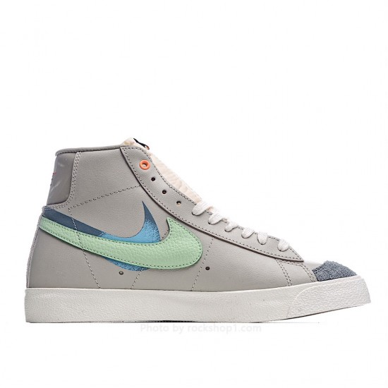 Nike Blazer Mid VNTG High-Top Sneakers