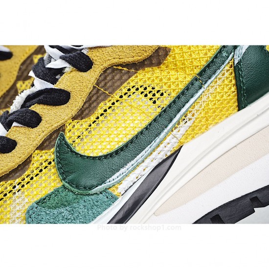 Nike Sacai x VaporWaffle 'Tour Yellow'