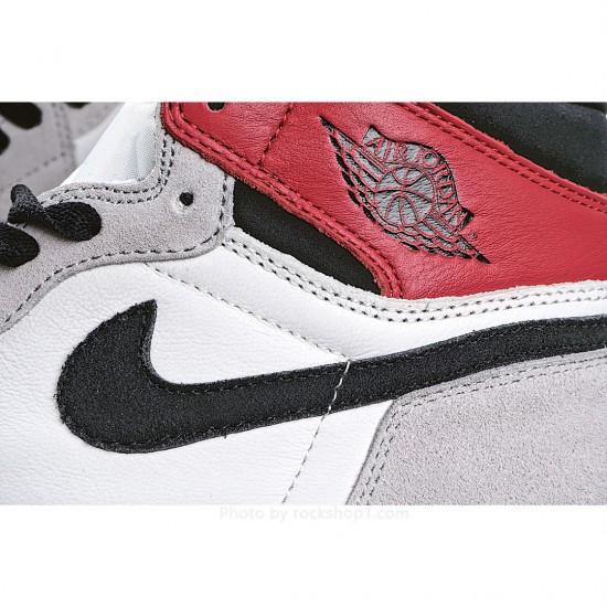 Air Jordan 1 Retro High OG 'Smoke Gray'