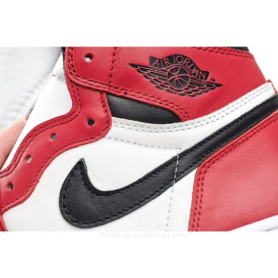 Air Jordan 1 Retro High OG 'Chicago' 2015