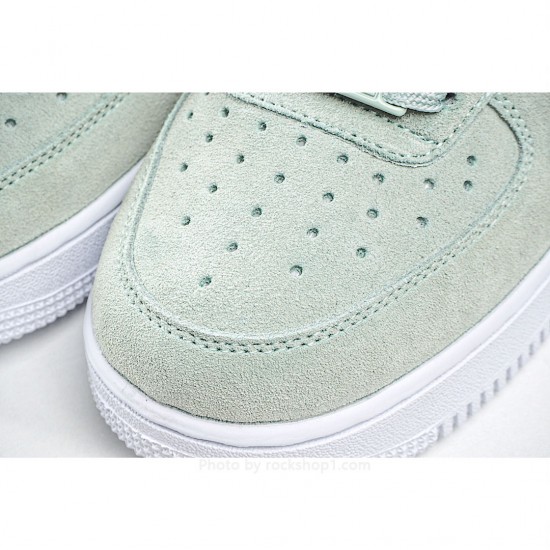 Nike Air Force 1 Low Low-Top Sneakers