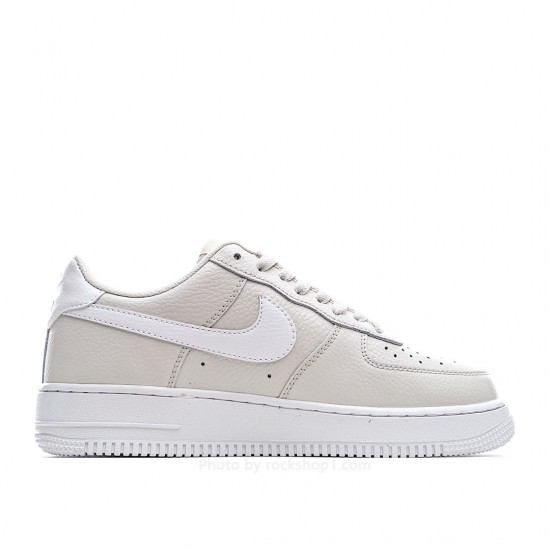 Nike Air Force 1'07 LowBlack/White Low Top Sneakers