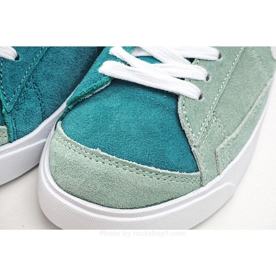 Nike Blazer Low Low-Top Sneakers