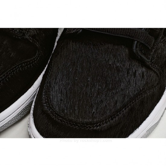 Nike SB Dunk Low Black Horsehair