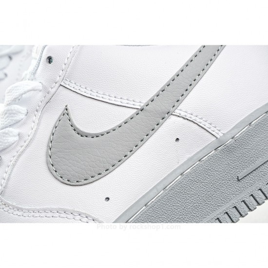 NikeAir Force 1 Low Low Top Sneakers