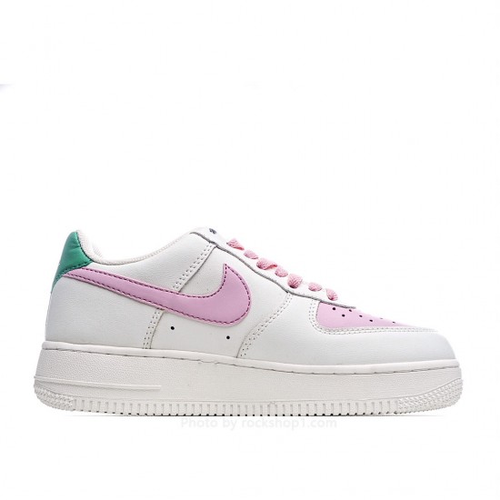 Nike Air Force 1 07 LV8 Sneakers