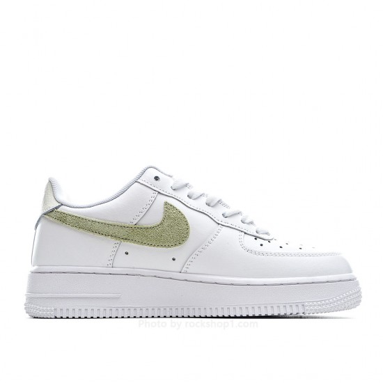 Nike Air Force 107 Sneakers