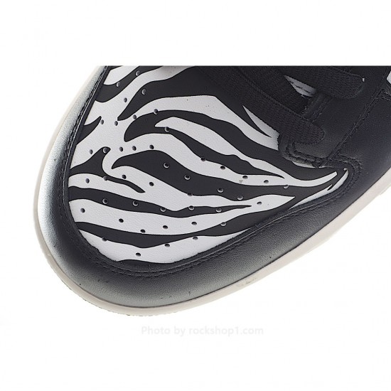 Nike Quartersnacks X Dunk SB Low“Zebra 黑 