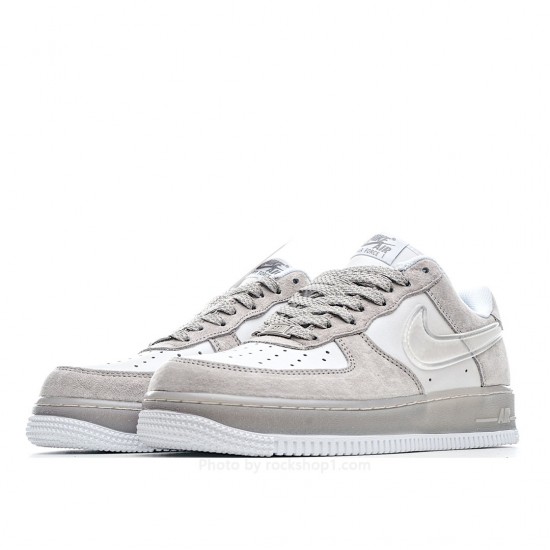 Nike Air Force 1 Low-Top Sneakers